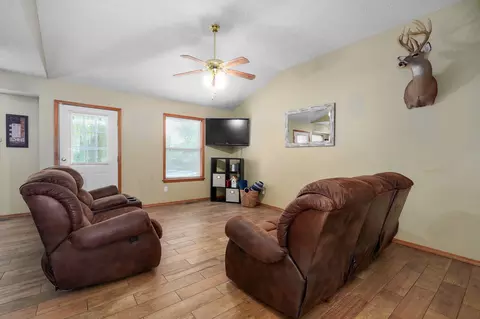 4372 W Madison St, Springfield, MO 65802 photo 5