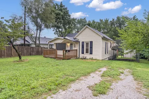915 W Turner St, Springfield, MO 65803 photo 3