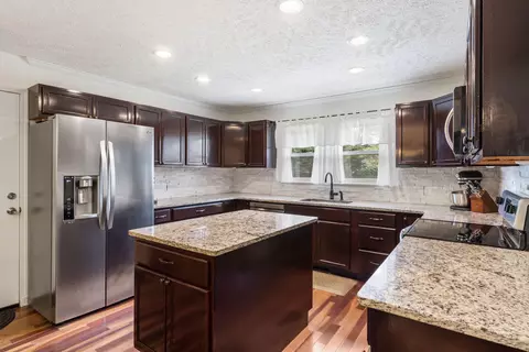 215 W Lorene St, Nixa, MO 65714 photo 7