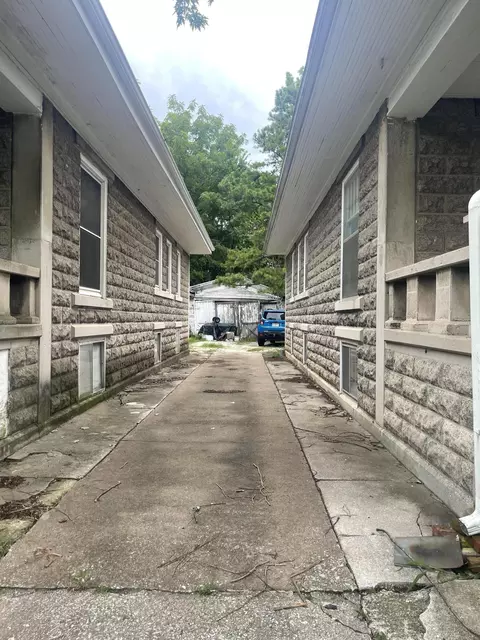 1001 E Pacific St, Springfield, MO 65803 photo 5