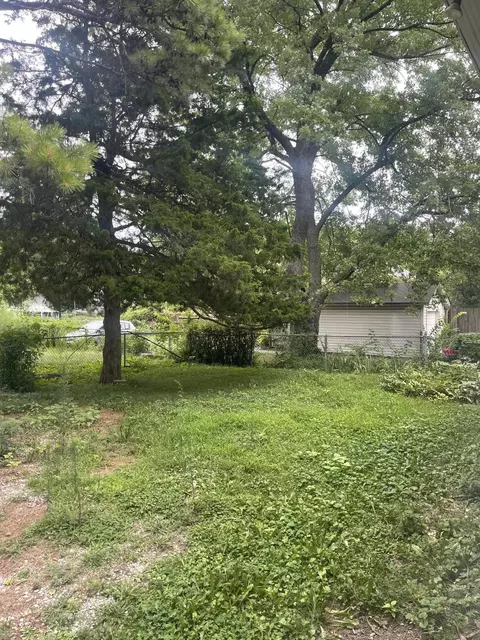 1001 E Pacific St, Springfield, MO 65803 photo 29