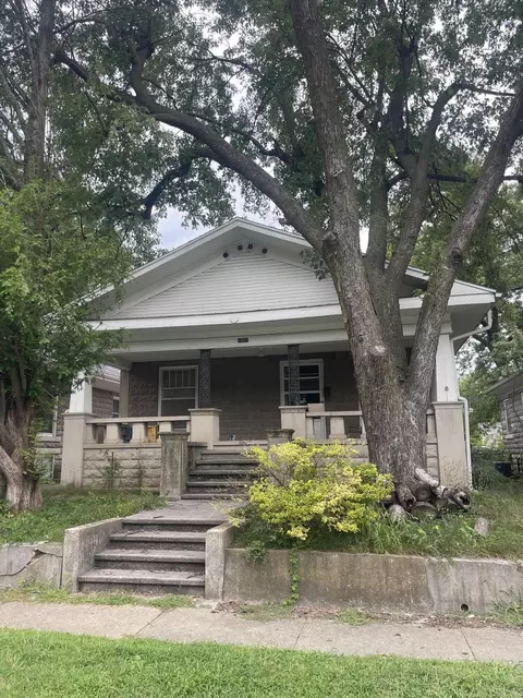 1001 E Pacific St, Springfield, MO 65803 photo 1