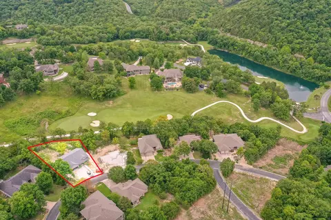 411 Silverwood Cir, Branson West, MO 65737