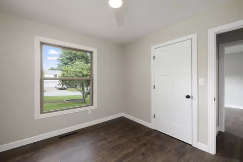 2632 W Katella Ln, Springfield, MO 65807 photo 18