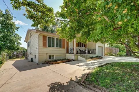 1124 W Meadowmere St, Springfield, MO 65807 photo 3