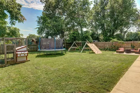 1124 W Meadowmere St, Springfield, MO 65807 photo 28