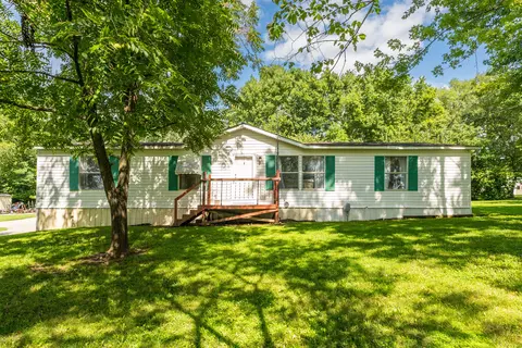 314 Persimmon Dr, Ash Grove, MO 65604 photo 1