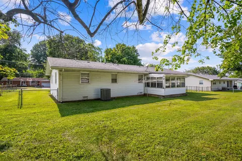 208 S Orchard Crest Ave, Springfield, MO 65802 photo 25