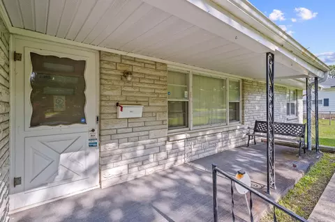208 S Orchard Crest Ave, Springfield, MO 65802 photo 4