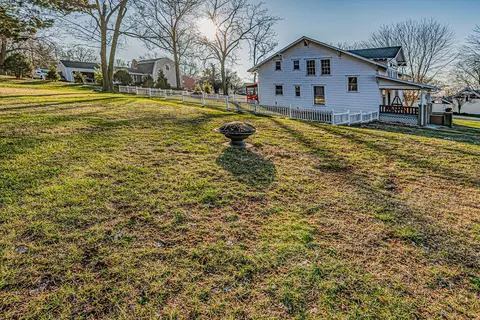 402 E Church St, Ozark, MO 65721 photo 40
