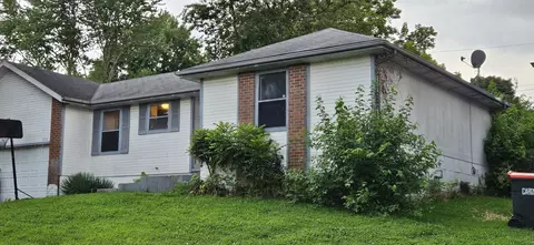 5649 S Ferguson Ave, Springfield, MO 65810 photo 2