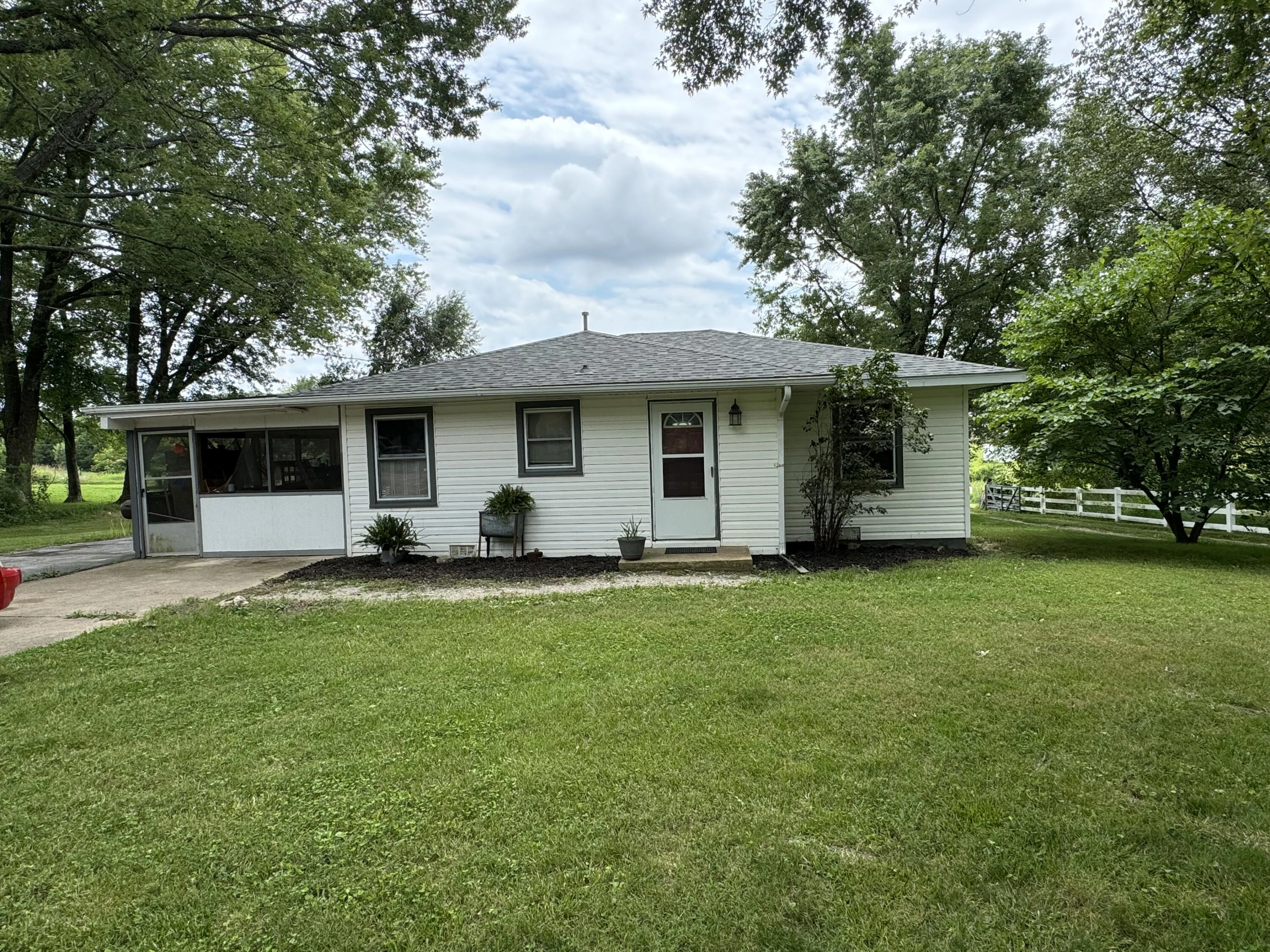 13726 County Rd 5-300  