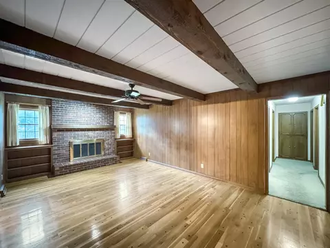 637 W Katella St, Springfield, MO 65807 photo 3