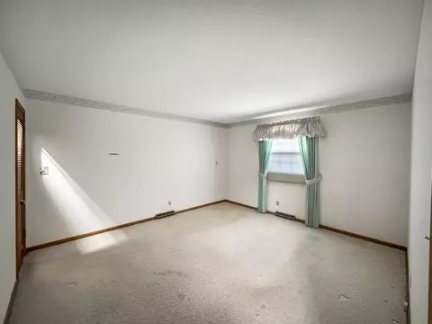 637 W Katella St, Springfield, MO 65807 photo 11