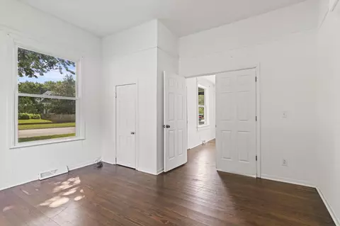 933 N Prospect Ave, Springfield, MO 65802 photo 8