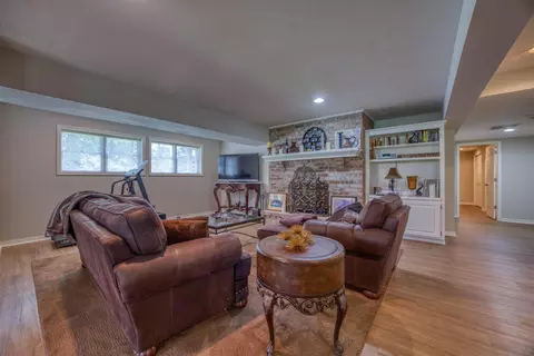 1226 S Raintree Pl, Springfield, MO 65809 photo 31