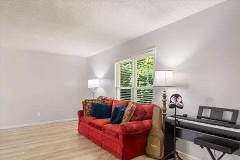 804 N 13th St, Ozark, MO 65721 photo 7