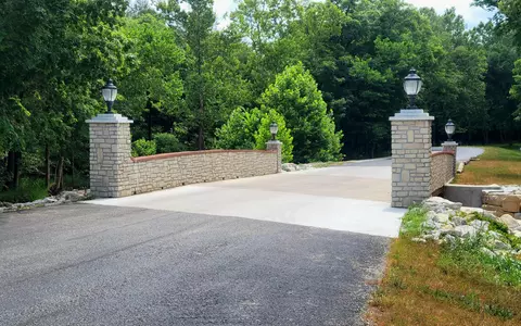 402 Sunset Dr, Saddlebrooke, MO 65630 photo 4