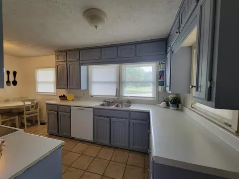 212 Elm St, Nixa, MO 65714 photo 6