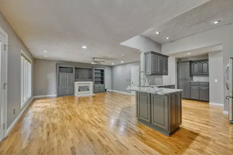 4945 S Leroy Ave, Springfield, MO 65810 photo 10
