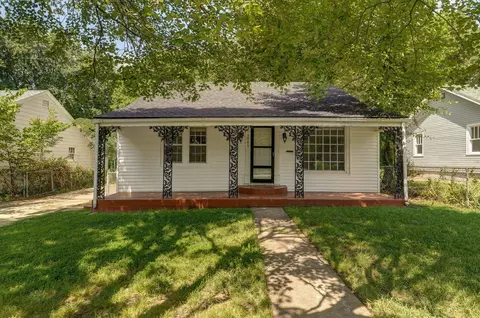 1041 S Thelma Ave, Springfield, MO 65807