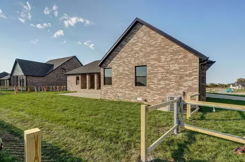 4584 E Hidden Oak St, Springfield, MO 65802 photo 36