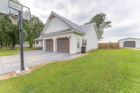 1606 Justin St, Mountain View, MO 65548 photo 4