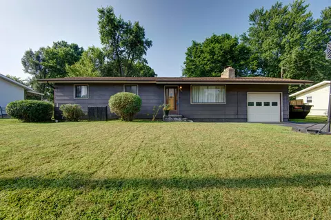 3952 W Young St, Springfield, MO 65803