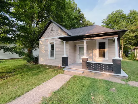 930 N Rogers Ave, Springfield, MO 65802 photo 3