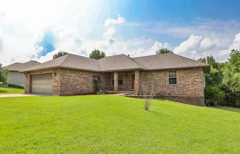 108 Jacaranda, Willard, MO 65781 photo 2