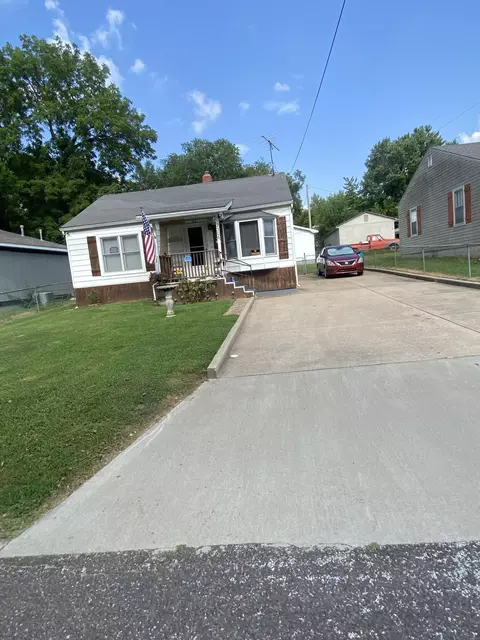 2306 N Lexington Ave, Springfield, MO 65803 photo 3