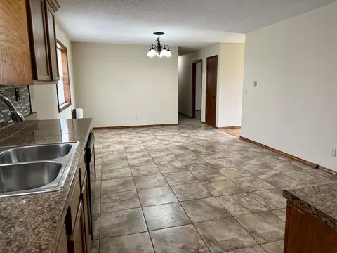 811 N 36th St, Nixa, MO 65714 photo 5