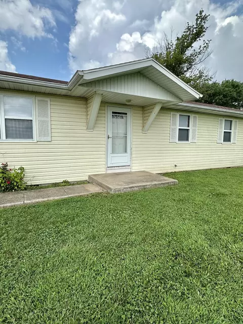 811 N 36th St, Nixa, MO 65714 photo 3