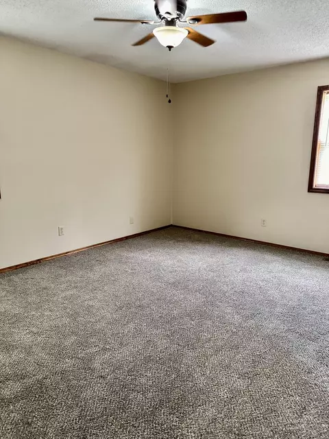 811 N 36th St, Nixa, MO 65714 photo 17