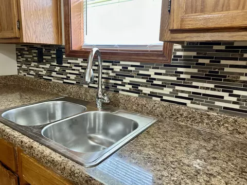 811 N 36th St, Nixa, MO 65714 photo 10