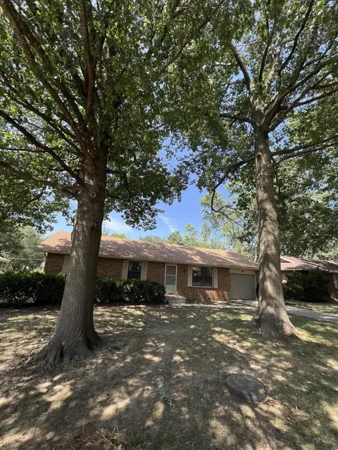 201 E Scott Wayne Dr, Nixa, MO 65714 photo 3