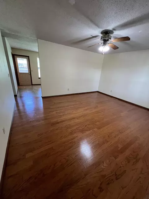 201 E Scott Wayne Dr, Nixa, MO 65714 photo 5