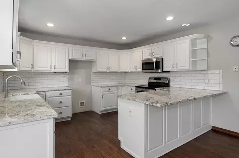 611 E Current Cir, Ozark, MO 65721 photo 11