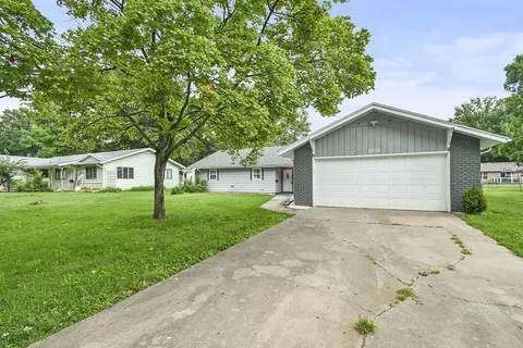 2550 S Ferguson Ave, Springfield, MO 65807 photo 3