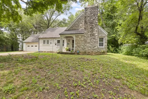 837 S Douglas Ave, Springfield, MO 65806 photo 23