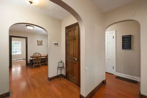 837 S Douglas Ave, Springfield, MO 65806 photo 6