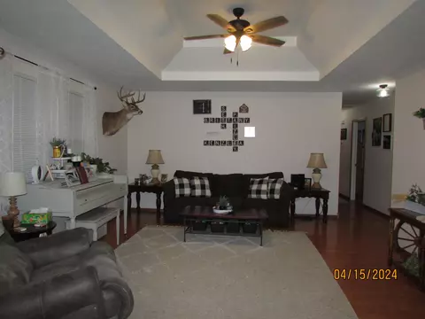 520 Glenview Dr, Sparta, MO 65753 photo 6