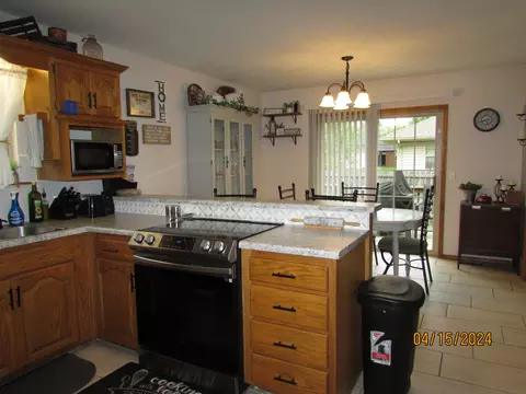 520 Glenview Dr, Sparta, MO 65753 photo 12