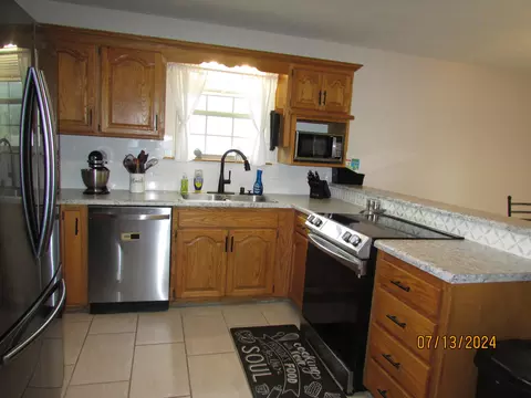 520 Glenview Dr, Sparta, MO 65753 photo 10