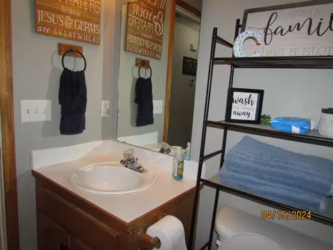 520 Glenview Dr, Sparta, MO 65753 photo 22