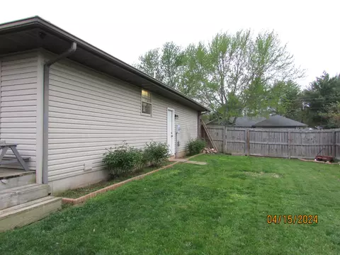 520 Glenview Dr, Sparta, MO 65753 photo 28