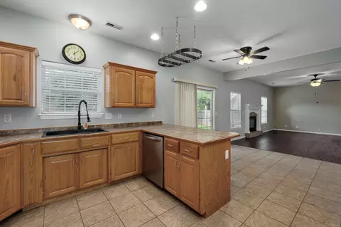 1515 W Maplewood St, Springfield, MO 65807 photo 37