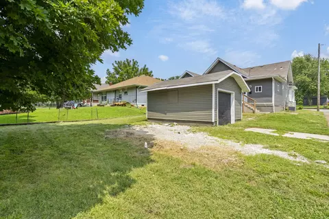 2203 N National Ave, Springfield, MO 65803 photo 22