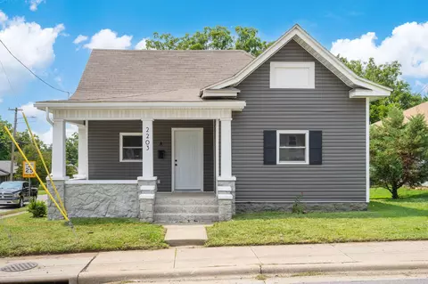 2203 N National Ave, Springfield, MO 65803 photo 1