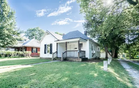 917 S Missouri Ave, Springfield, MO 65806